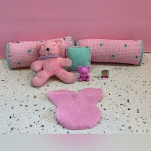 Vintage Barbie Doll Accessories Lot –‎ Teddy Bear, Pillows & Mini Figures (Pink)
